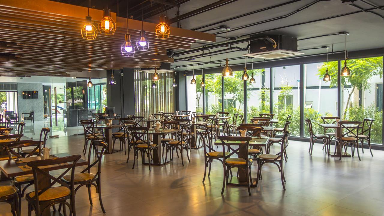 Unique Regency Pattaya Hotel Ngoại thất bức ảnh