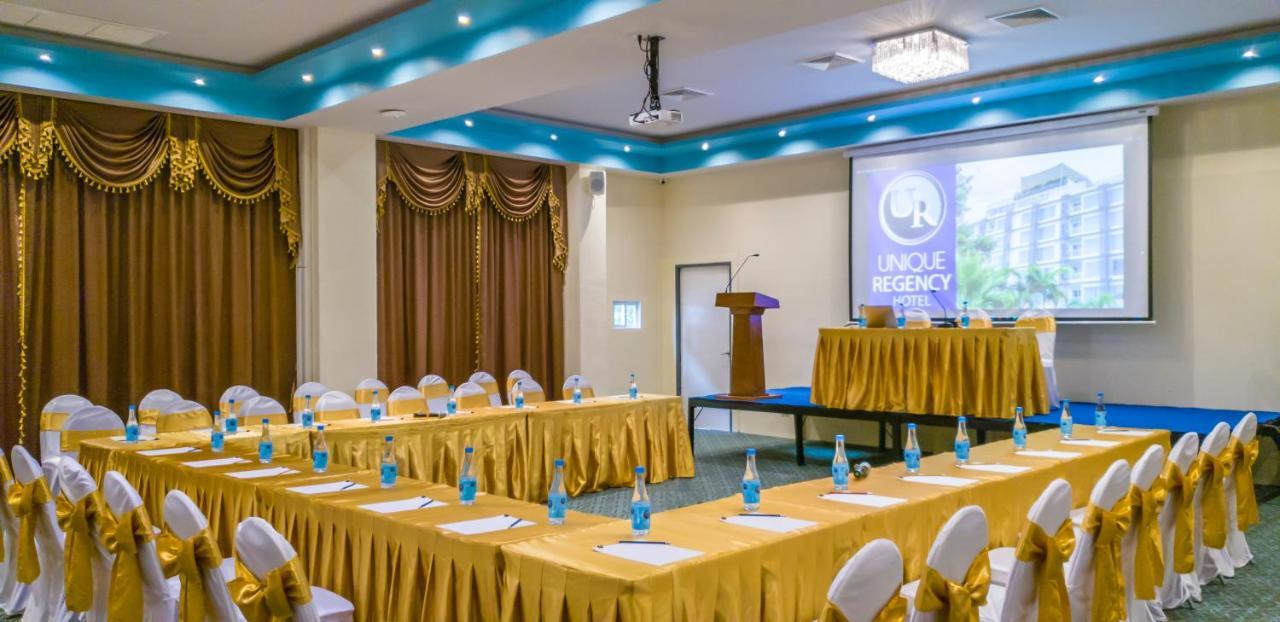 Unique Regency Pattaya Hotel Ngoại thất bức ảnh